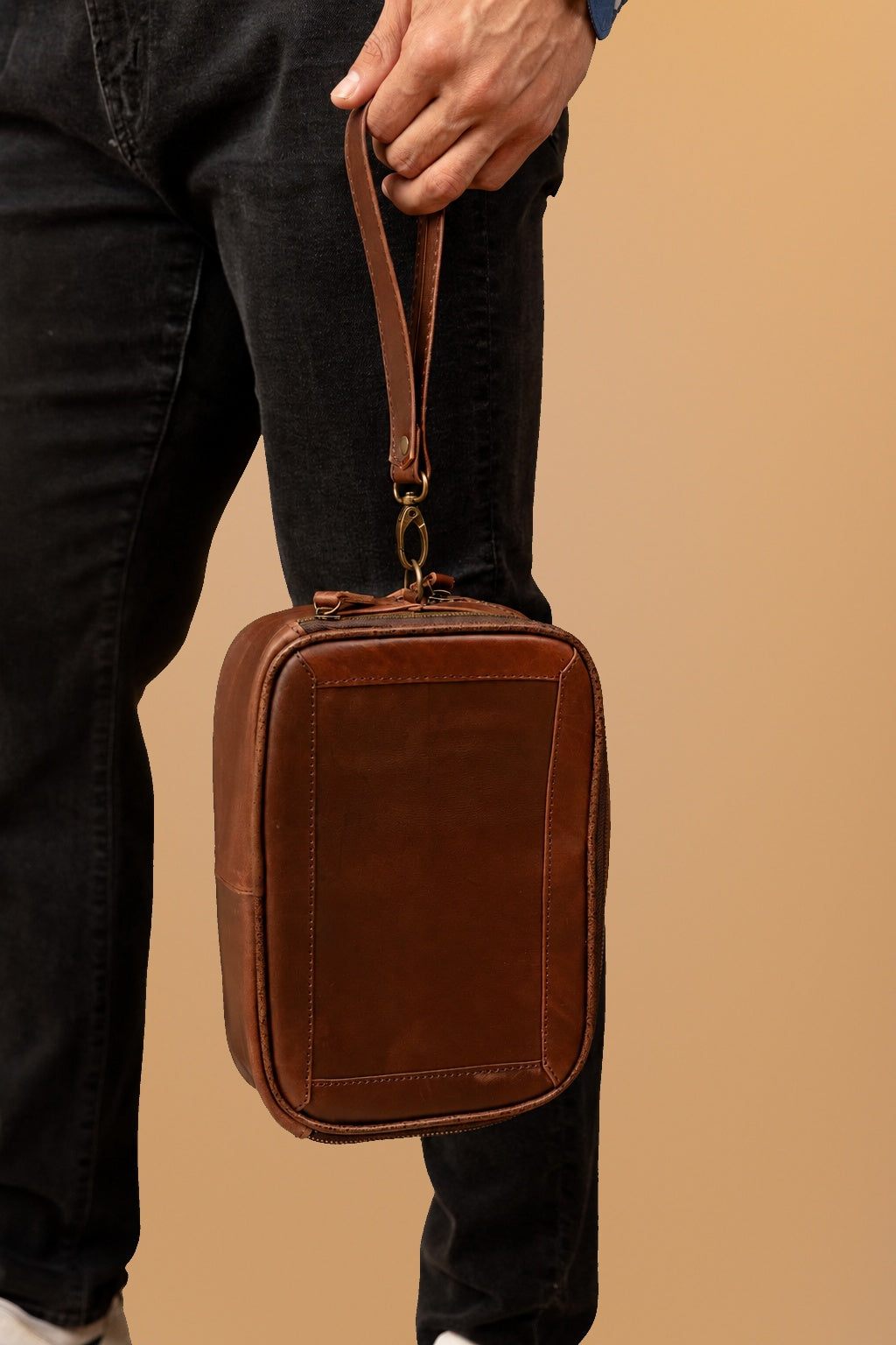 Cartera de mano de piel cognac - 2-modelo