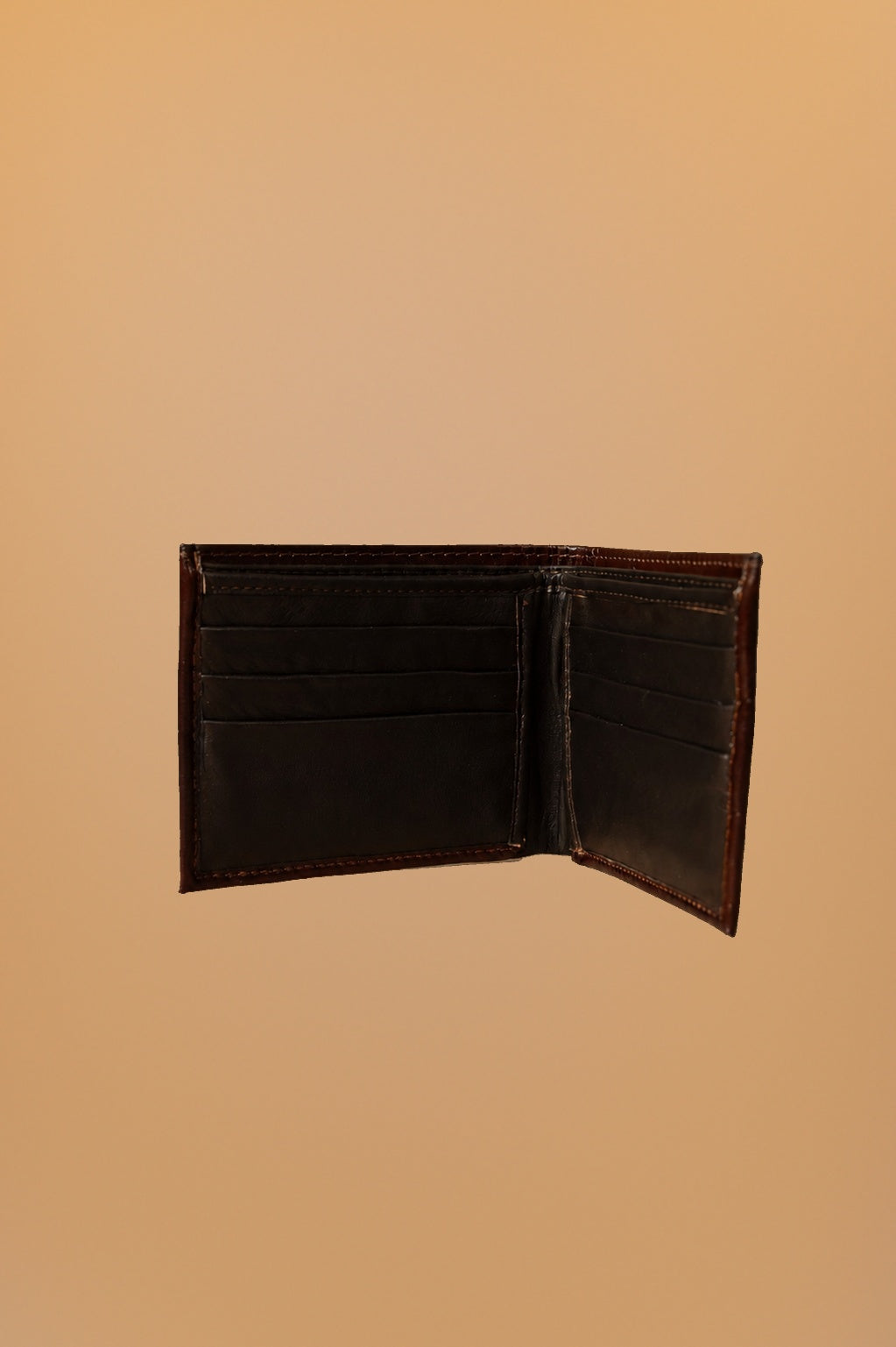 Cartera de piel cafe oscuro perforada - 3-vista